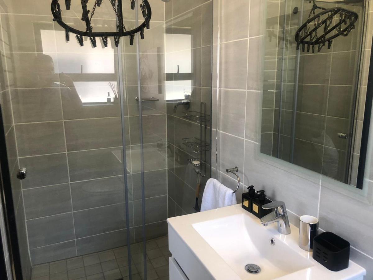 Luxurious Waterfall 1 Bedroom Condo With Free Uncapped Wifi Midrand Exterior foto